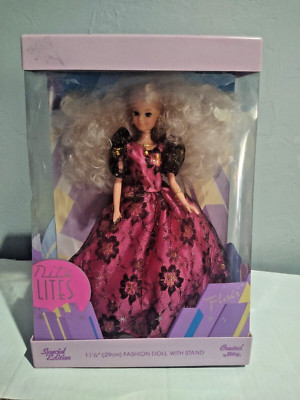VTG GORGEOUS RARE TOTSY BARBIE SPECIAL EDITION 11 1/2'' FLAIR DOLL NITE LITES