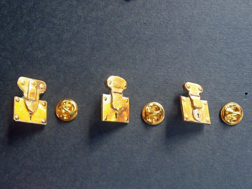 3 insignes PAPIER miniatures GARRET d'après notre collection, ancien L. Vuitton. - Photo 2/5