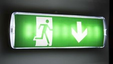 LED Notleuchte Fluchtwegleuchte Notbeleuchtung Notausgang Exit Notlicht Akku