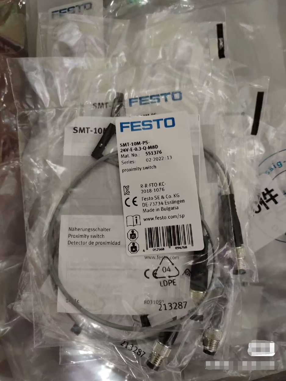 1PC New Festo SMT-10M-PS-24V-E-0,3-Q-M8D 551376 Proximity Sensor Brand