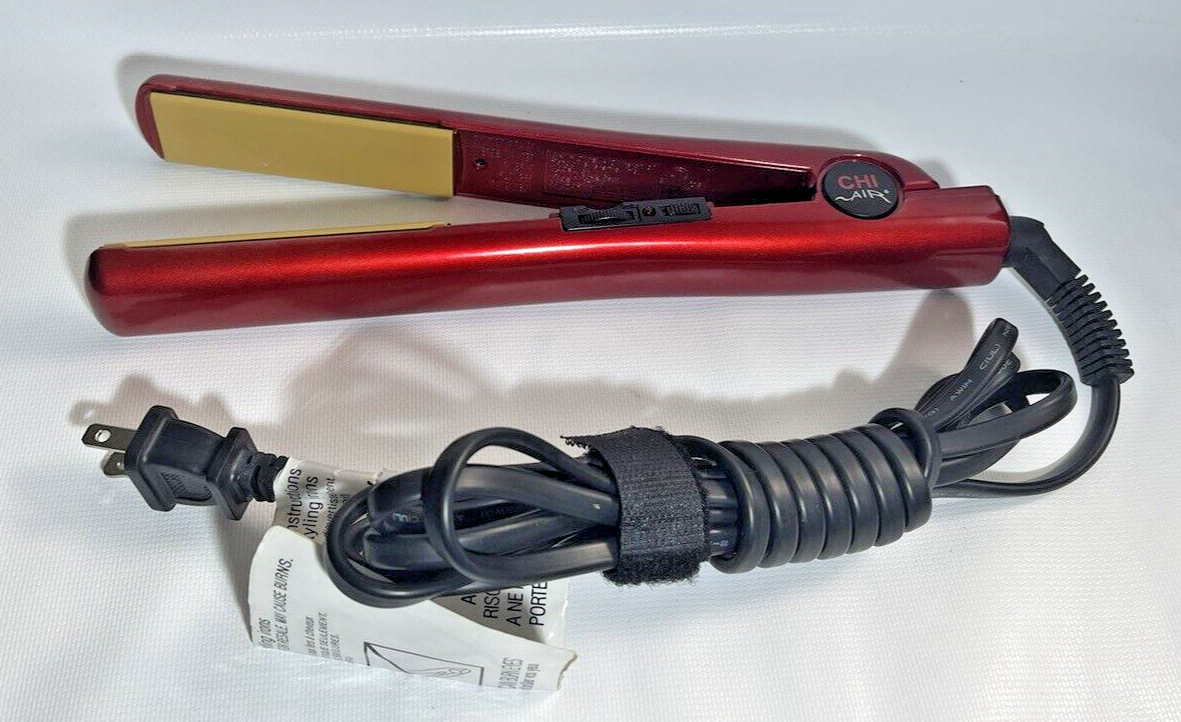 Chi Air flat iron CHI Classic Tourmaline Ceramic Hairstyling Iron 1” | LovelySkin main image 3