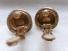 Vintage Carolee Earrings Baroque Pearl Faux Gold Tone Rope Border Round Clip On — photo 9