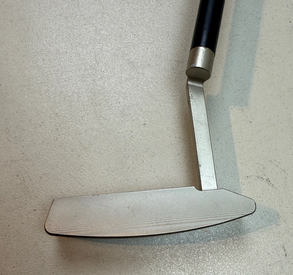 HOG 1003C-S 35" RH Putter Extra Stiff Graphite Shaft Golf Club - Image 3 of 4