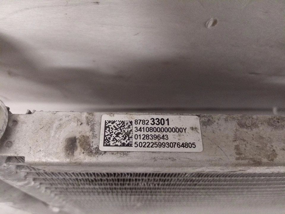 2023 Chevrolet Suburban 1500 AC Condenser 2956983 - Image 3 of 4