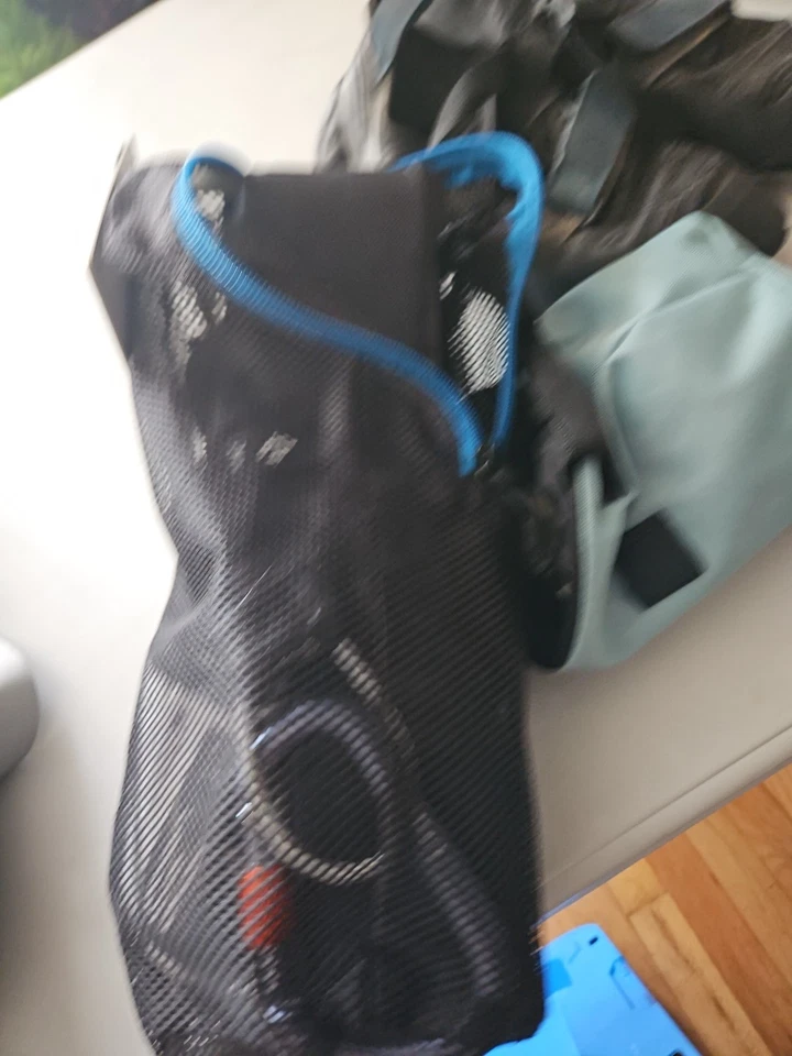 Zapatos de Escalada Diamante Negro Talla 11 con Accesorios de Escalada Foto 3 de 4