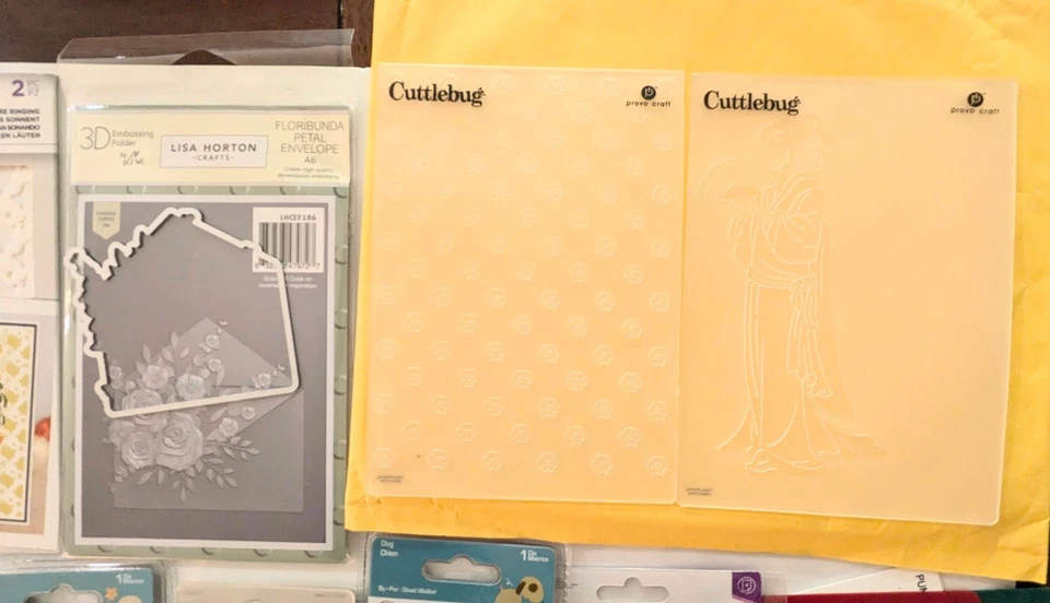 Lot Papercraft EMBOSSING FOLDERS Cutting Dies Stencils Disney Cuttlebug - Image 2 of 4