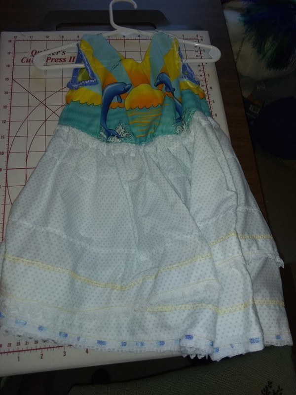 Girls Size 4.  Dancing Dolphins Sun Dress