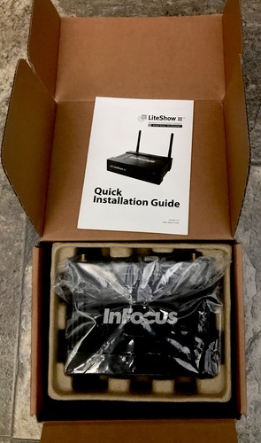 InFocus LiteShow III Wireless Wifi Projection System for any VGA Projector New - 第 2/3 張圖片