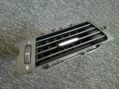 BMW 3-Series E93 E92 Original Dashboard Air Vent N/S OEM 64.22-9151167 - Picture 4 of 10
