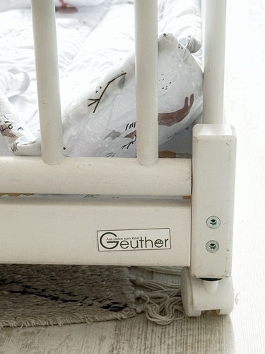 Laufgitter Geuther klappbar & höhenverstellbar Weiß mit passender Einlage - Bild 8 von 12