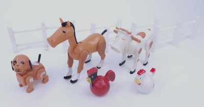 Fisher Price Farm Animal Horse Cow Rooster Chicken Dog Gates Vintage Bundle Lot