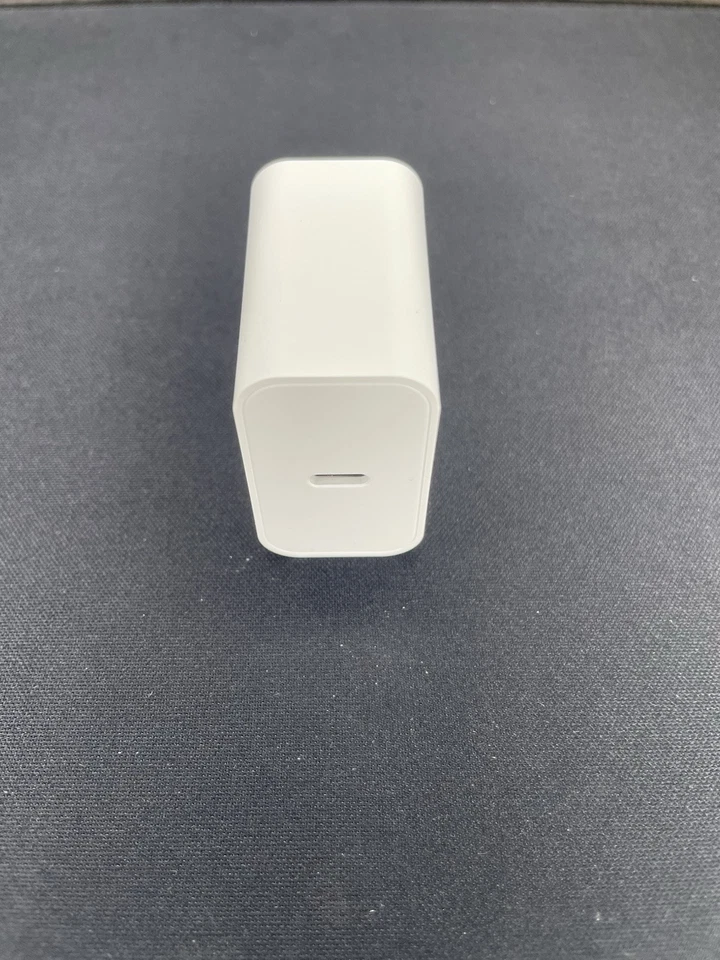 3 Pack of iPhone/Samsung Fast Charging Blocks and Chargers (6ft) - Image 4 of 4