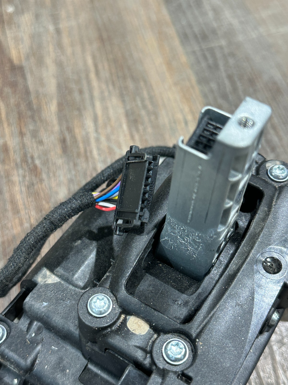 Audi R8 2017 Shifter assembly