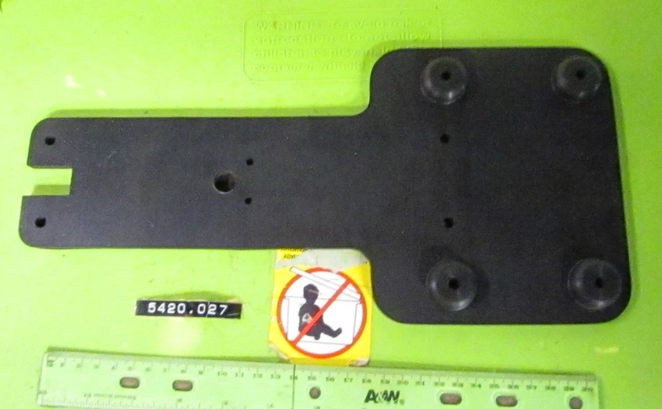 Soporte de placa Montesa Enduro 75 L 125 H 250 h p/n 5420.027 NOS 1976-1980 26M 54M Foto 2 de 3