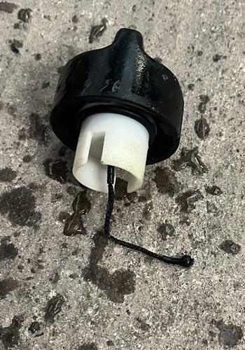 Stihl Scheibensäge TS410 Benzin Tank Schraubverschluss oben gebraucht Ersatzteil