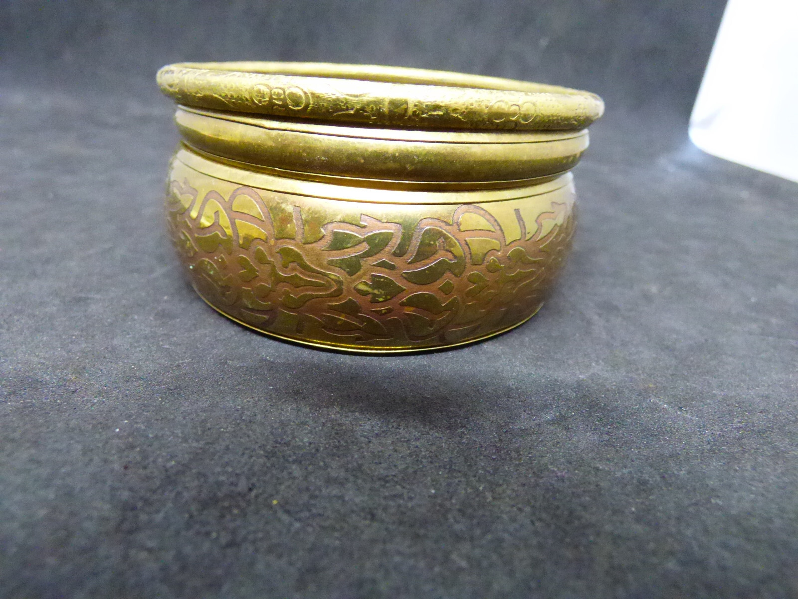 Bundle Bangles Bracelets Brass, Inlaid, Rattan Et… - image 12