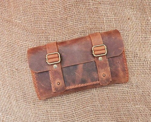Dunkelrote Gürteltasche aus echtem Crazy Horse Leder. Komplett Handarbeit. - Bild 3 von 9