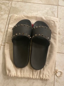 pharrell slides boost