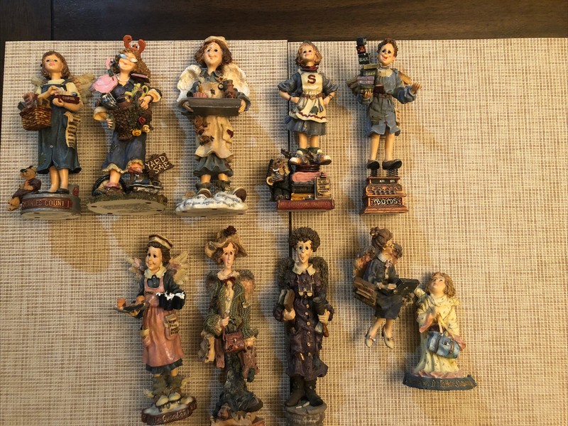 Lot of 10 Boyds Bears & Friends , Folk Stone Collection  Figurines