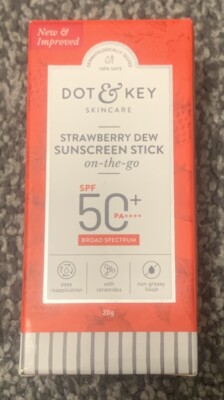 Dot & Key Erdbeertau Sonnenschutzstick Lichtschutzmittel LSF 50+ 20ml