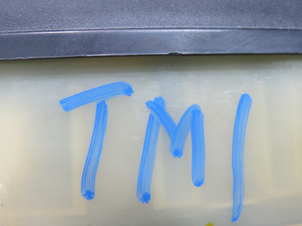 00-05 TOYOTA MR2 SPYDER INTERIOR FUSÍVEL RELÉ CAIXA MÓDULO FABRICANTE DE EQUIPAMENTO ORIGINAL - Imagem 2 de 4