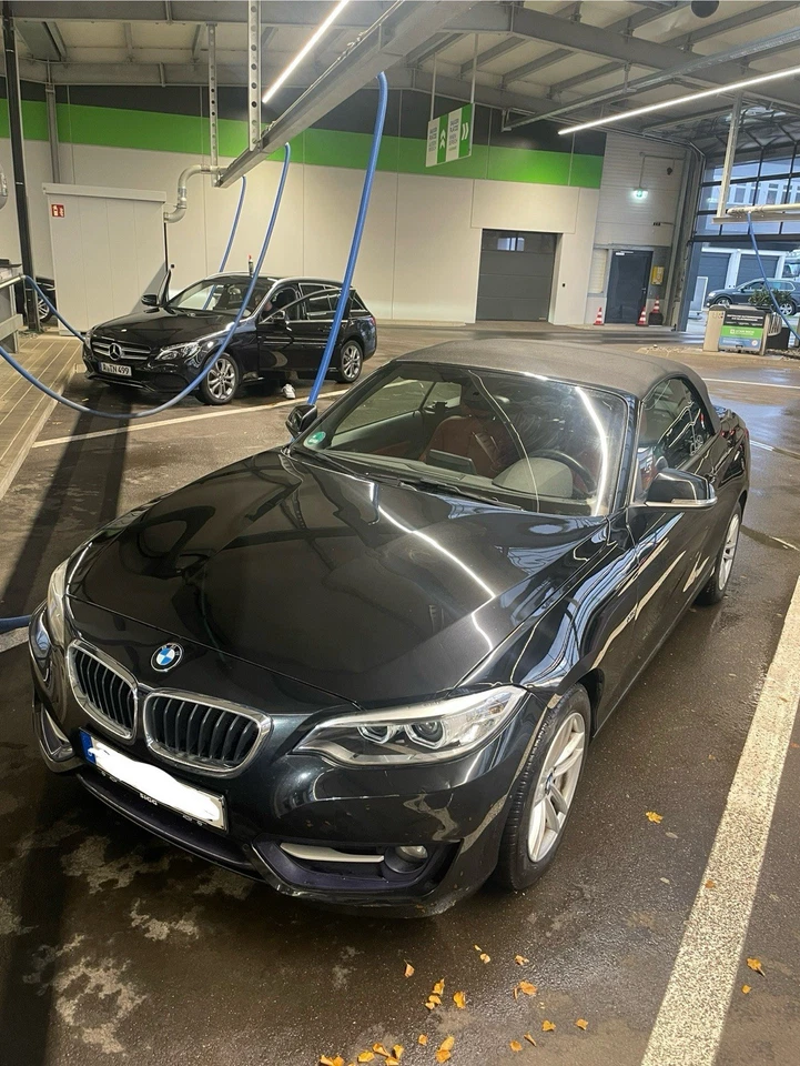BMW Cabrio 218i SportLine - Vollleder Rot; Scheckheft; AHK; Auf Wunsch TÜV Neu - Bild 2 von 4
