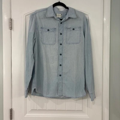 AE77 American Eagle premium brand men’s button up - Image 1 of 4