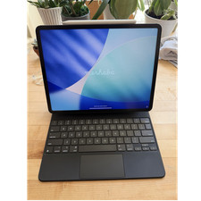 Apple iPad Pro 12.9-inch 5th Gen 256GB Space Gray Magic Keyboard Apple Pencil