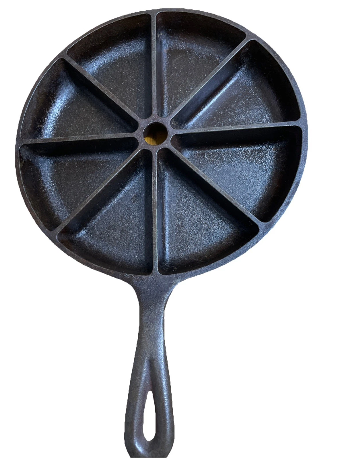 Lodge Cast Iron Cornbread Skillet 9" Divided 8 Slice Pan USA D1 8CB USA VTG