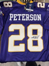 Adrian Peterson Card and Memorabilia Guide 23
