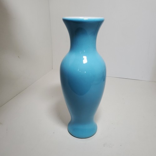 Vintage Baby Blue Vase Hand Painted Yellow Flowers Floral 7" H Taiwan ROC - Picture 4 of 10