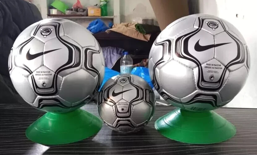 Ultra Rare Nike Chrome Scorpion Premier League Official Match