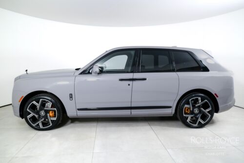 2025 Rolls-Royce Black Badge Cullinan - Picture 3 of 40