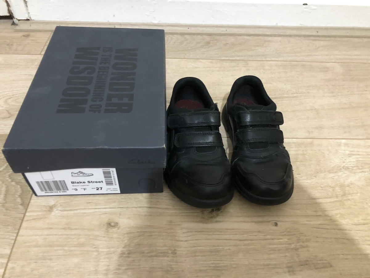 Boys school 2025 shoes at clarks
