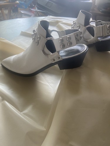 Womens White Rebecca Minkoff Korlyn Studded Glossed Leather Mules- Size 7.5 - Picture 3 of 7