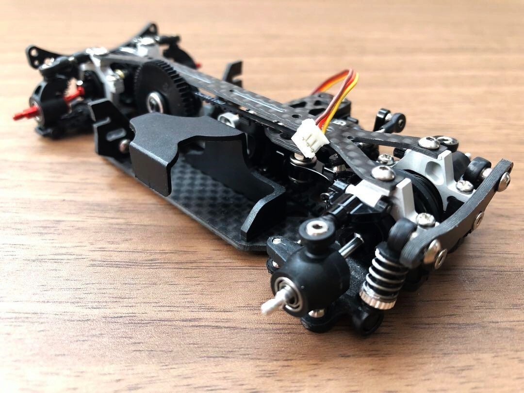 ATOMIC Bz 2017 Evo Chassis Kit 1/28 Scale Upgrade Racing ATOMIC Bz 2017 Evo Chassis Kit 1/28 Scale Upgrade Racing