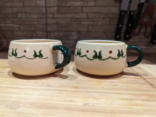 2 mugs Homestead Provincial by METLOX - POPPYTRAIL