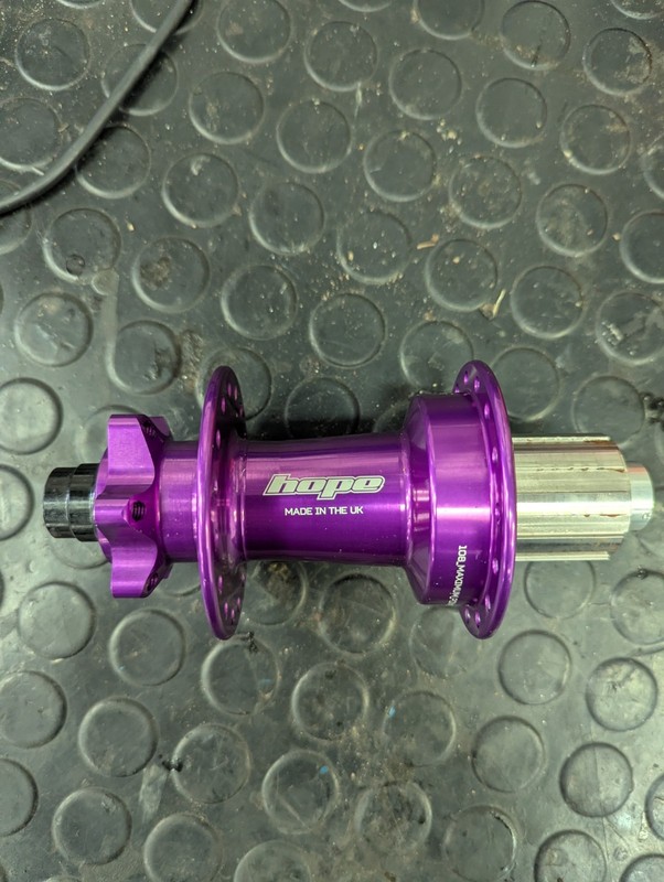 Hope Pro 5 Purple DH Hub (157x12) 6 Bolt