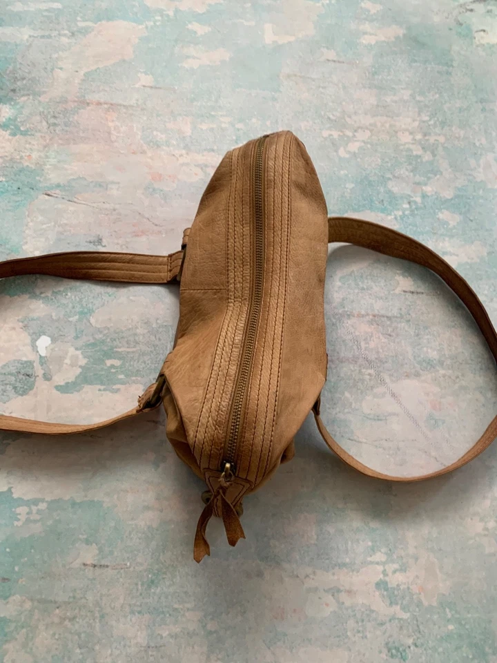 Women’s Shoulder Bag By Jennifer Lopez Leather Brown Double Handles Y2K Style - Image 3 of 4