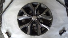 Used Wheel fits: 2020 Hyundai Palisade 20x7-1/2 alloy 5 Y spoke machined face Gr