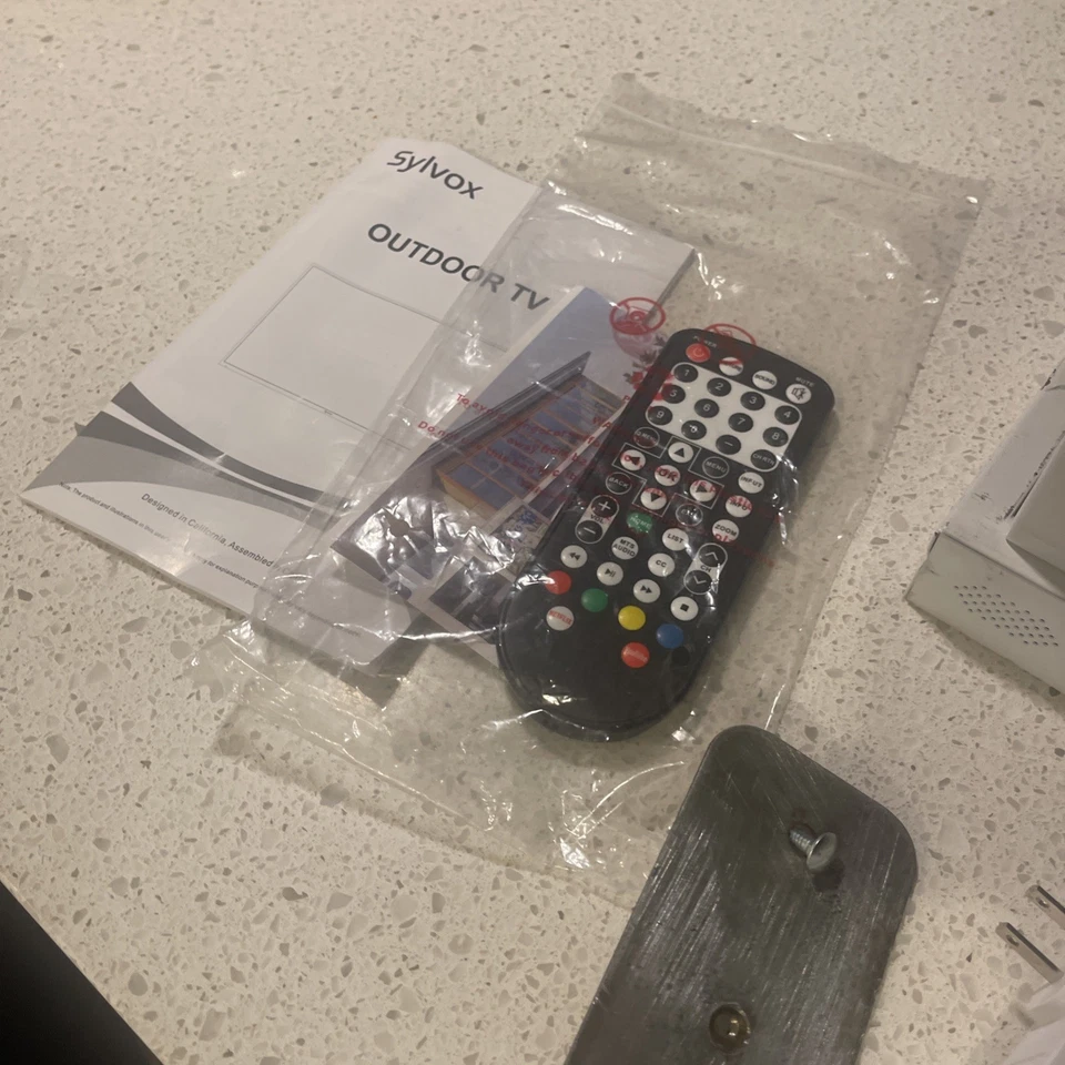 15.6 In Flip Down Smart  TV ±180° Rotation  Under Cabinet Kitchen TV Mahogany - Image 3 of 4