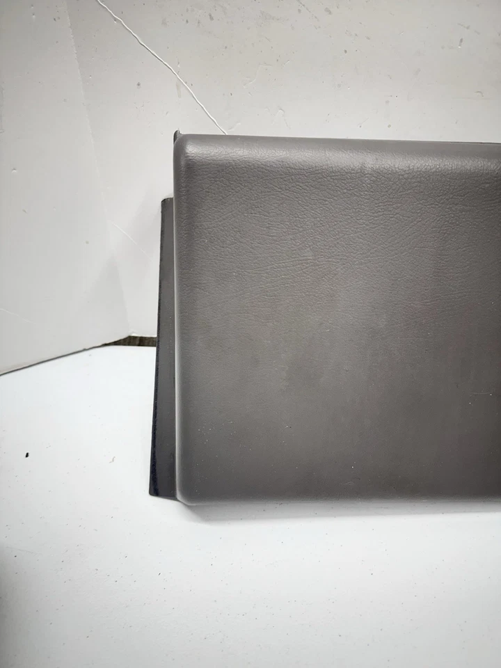 Panel de refuerzo de rodilla para pasajero delantero Ford Econoline 99-07 gris S2 Foto 2 de 4