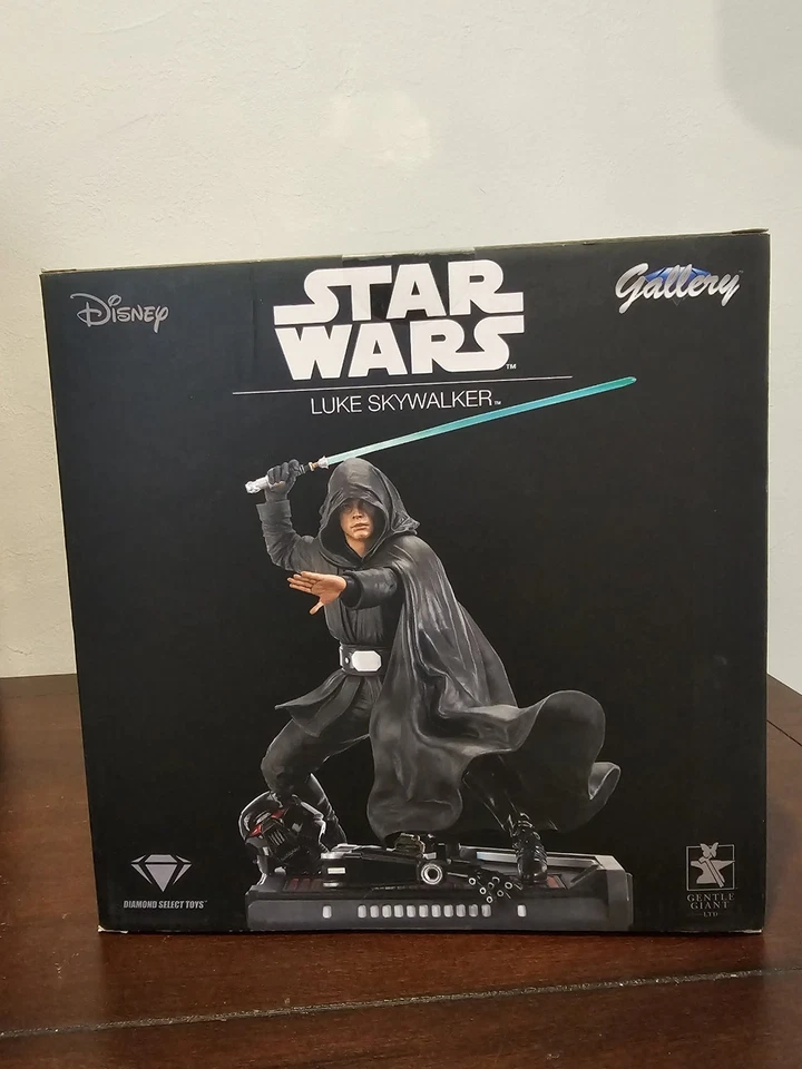 Star Wars Luke Skywalker PVC Diorama - Diamond Select - Exclusivo Disney - Sellado Foto 2 de 2