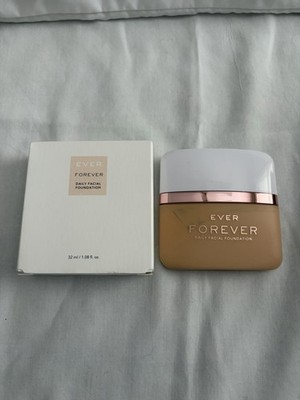 EVER Skincare Forever Matte Daily Facial Foundation NIB! 20 Light Warm 3ml RARE