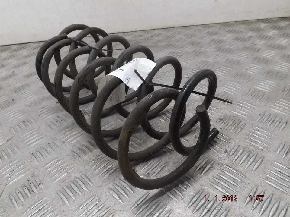 Chrysler Ypsilon Pair Of Rear Coil Suspension Spring Mk3 1.2 Petrol 2011-2022A - Image 2 of 4