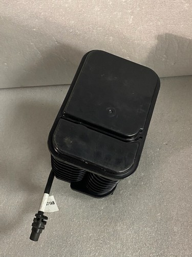 2016-2017 Chevorlet Malibu Ecotec Vapor Canister EMIS New OEM 22985454 - Picture 2 of 3