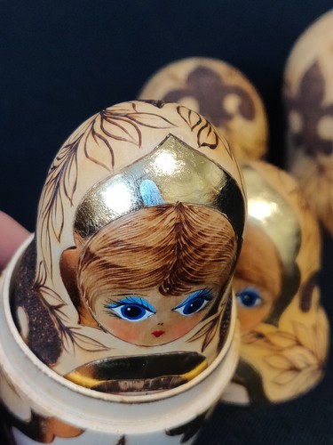 Russian Nesting Doll Ceprueb Nocag 10 Piece Hand Painted Cauterized Fleur Palace - Picture 10 of 13