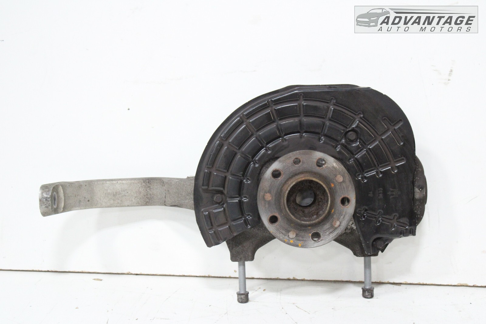 2014-2019 MASERATI GHIBLI RWD FRONT LEFT SIDE SPINDLE KNUCKLE WHEEL HUB OEM