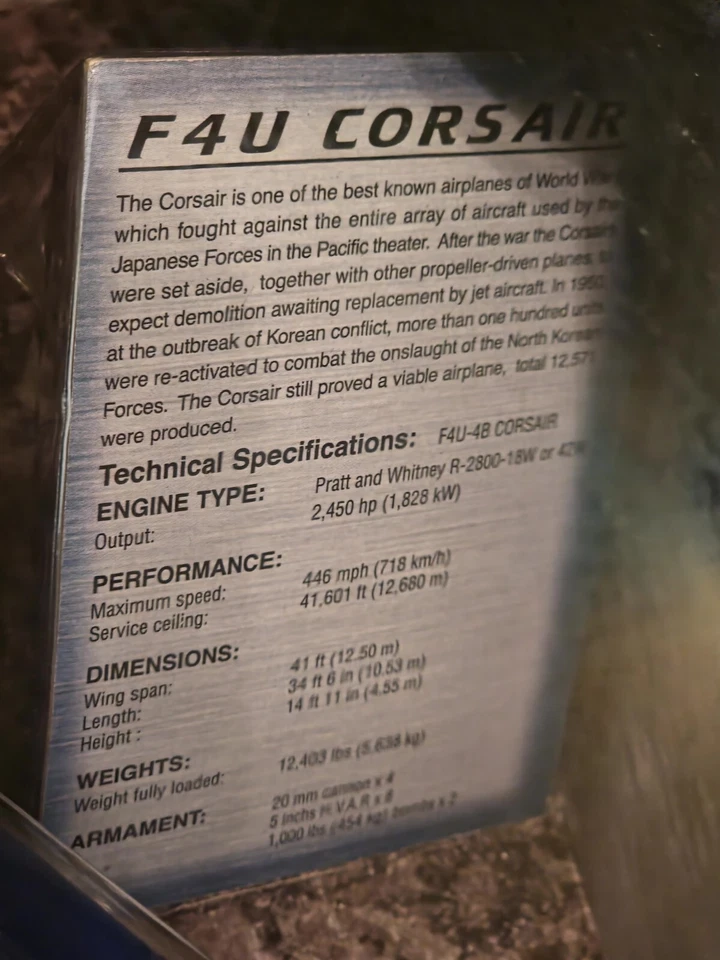 MOTORMAX 76355 F4U Corsair 302 Navy Marine Metal 1:48 Die Cast  Foto 4 de 4