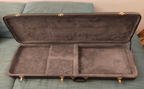 Custodia Case Electric Bass Made In Canada In Great/Mint Condition - Foto 2 di 9